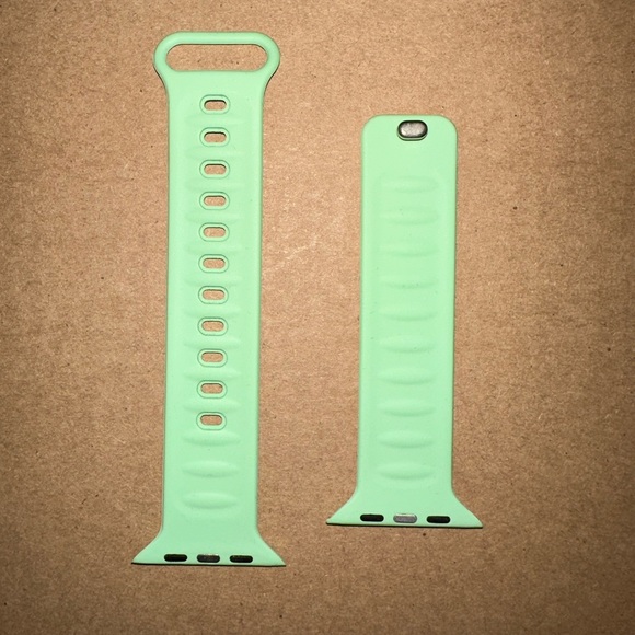 42mm/44mm/45mm iHome Apple Watch band - Picture 5 of 5